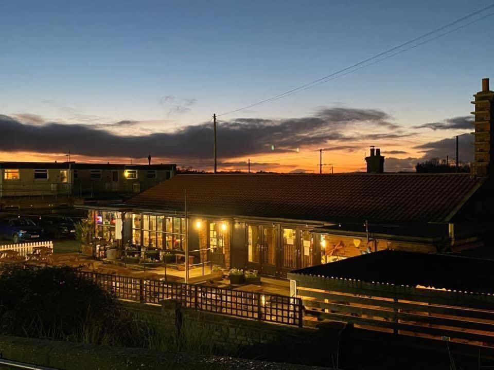 Coastal Terrace Dogs Welcome Optional Hot Tub Villa Sea Palling Eksteriør billede